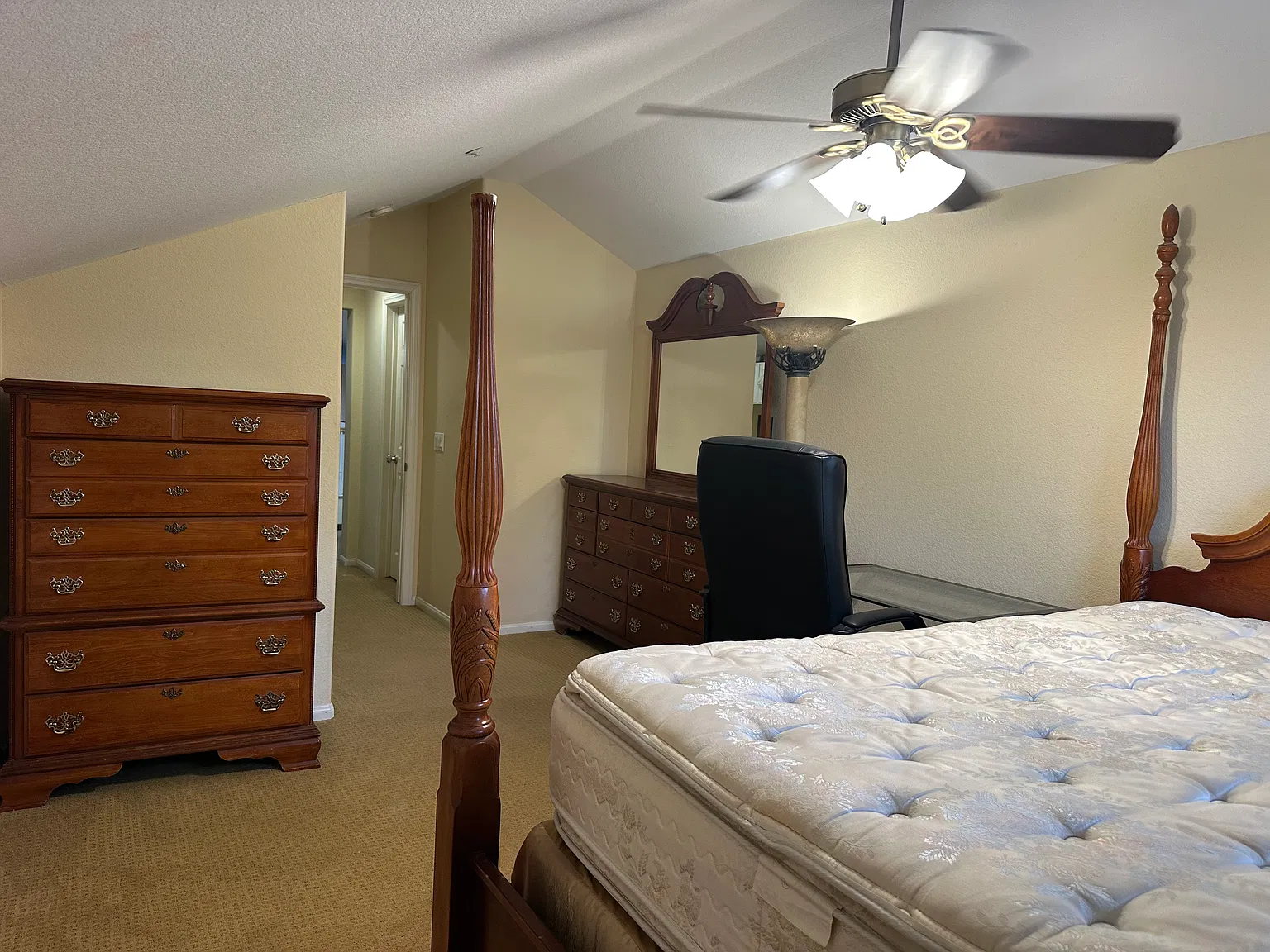 562 Cypress Hills Dr — Photo 3