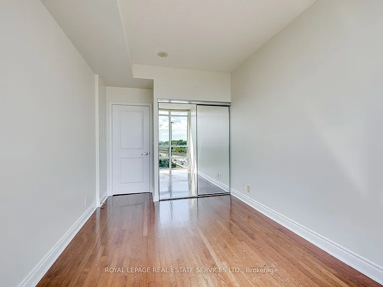 1900 Lake Shore Blvd W #701 — Photo 17