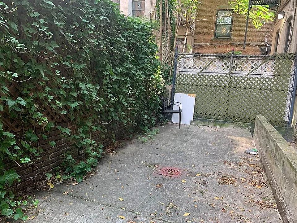 1st image of 409 W 52nd St Bsmt 1