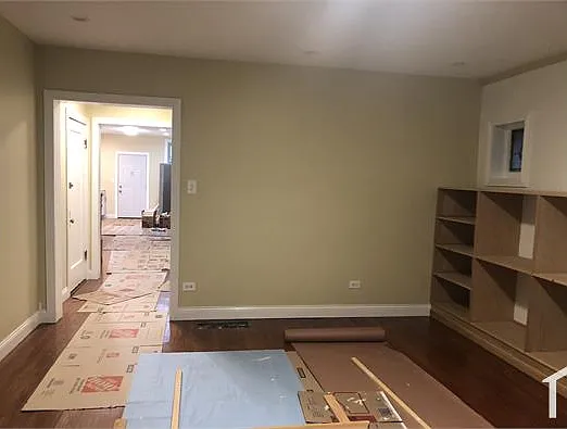 7644 S Cornell Ave — Photo 10