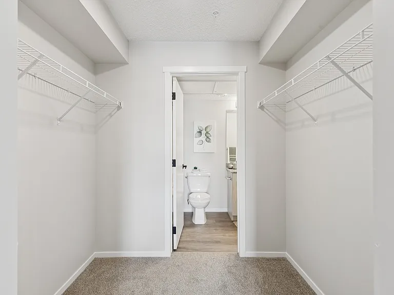 388 Silverton Glen Grn SW — Photo 44