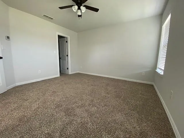 233 W Forest Ave — Photo 9