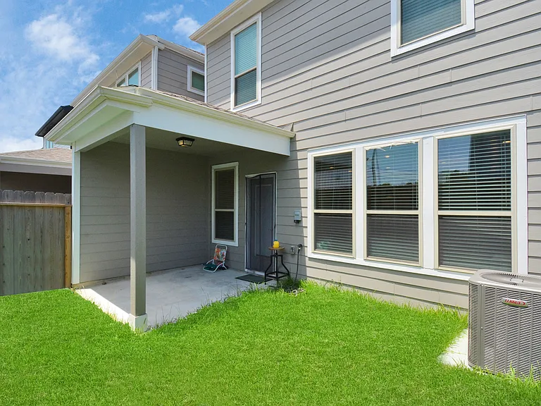 1722 Summerlyn Terrace Dr — Photo 35