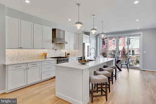 731 Park Rd NW #A Photo 1 731 Park Rd NW #A Photo 1