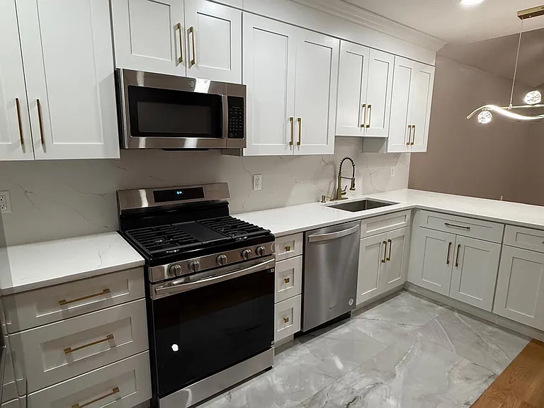 13 Brook St #2 — Photo 5