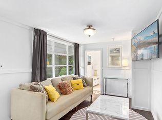 581 Montauk Hwy, Southampton, NY 11968