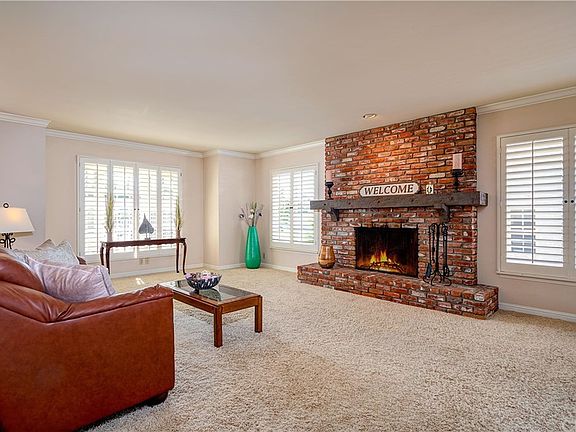 3rd image of 8143 Edmaru Ave