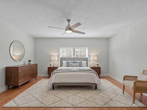 5th image of 5221 Old Powell Rd