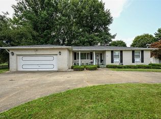 4730 Tahiti Dr, Akron, OH
