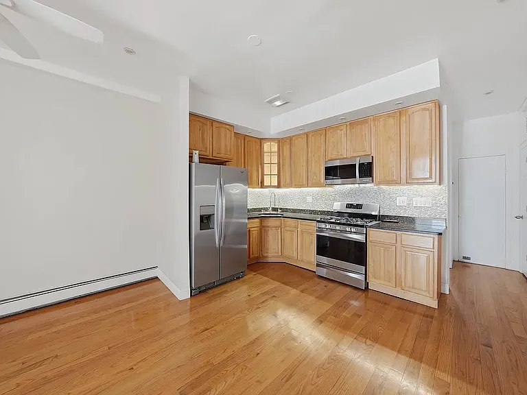 2267 Pacific St #1 — Photo 2