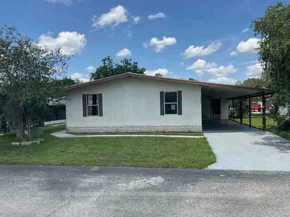 36141 Zinnia Ave, Zephyrhills, FL 33541