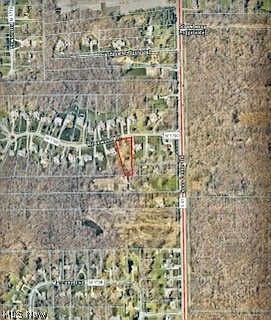 2nd image of V/l Rosewood Trl