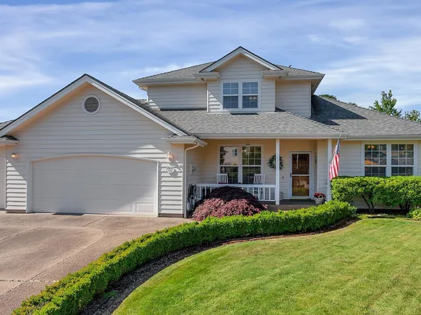 2461 SW Oakwood Dr, Dallas, OR 97338