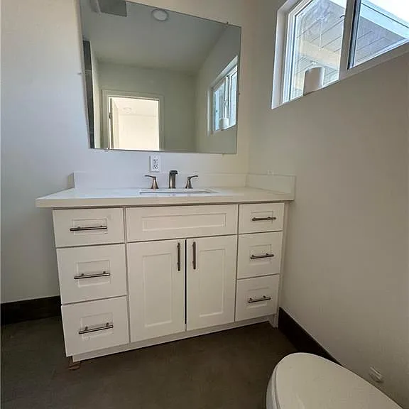 8448 Aura Ave — Photo 14