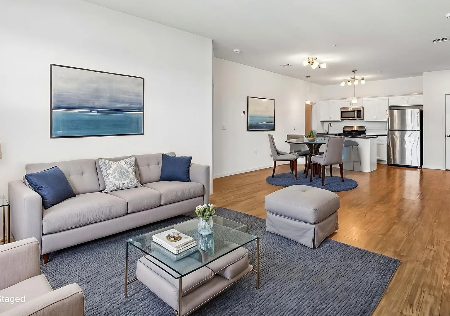 Park West Apartments — Photo 4