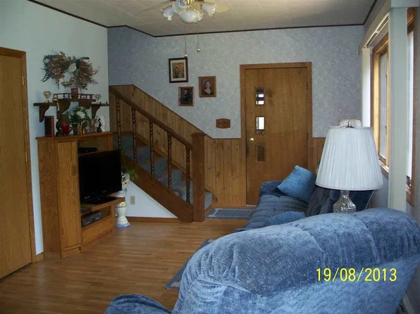 406 Howell St, Bessemer, MI 49911