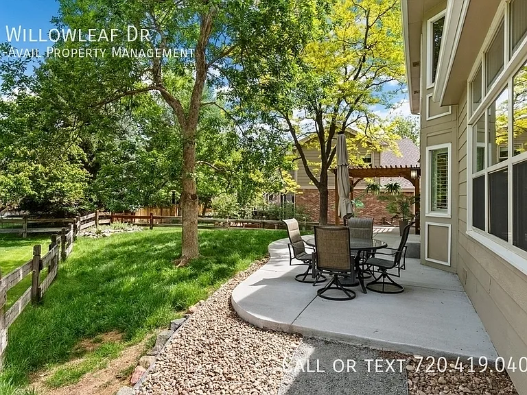 8 Willowleaf Dr — Photo 47