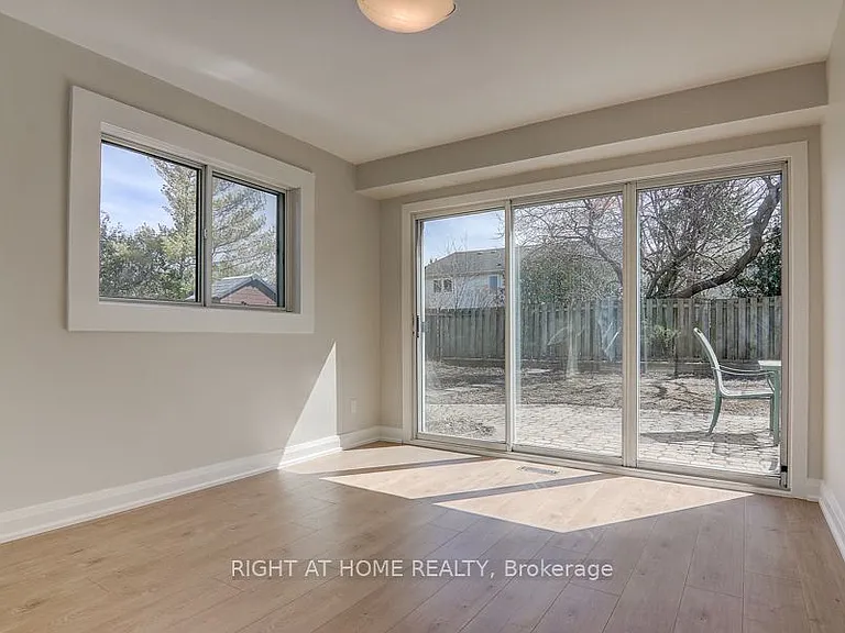 2126 Varency Dr — Photo 13