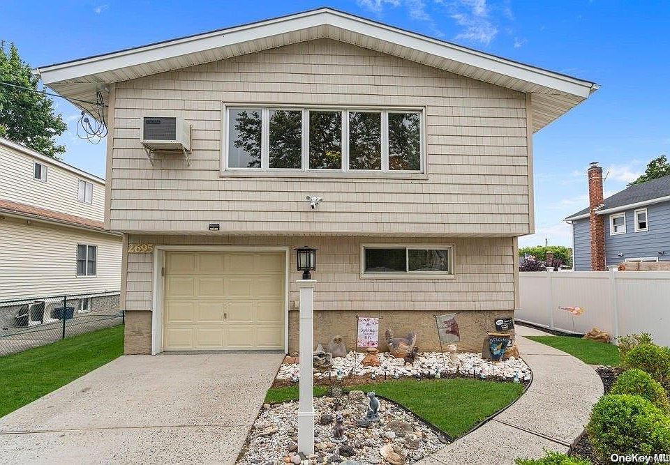 1st image of 2695 Kenny Avenue