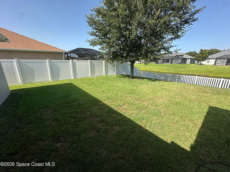 1133 Morgan Cir NE — Photo 16