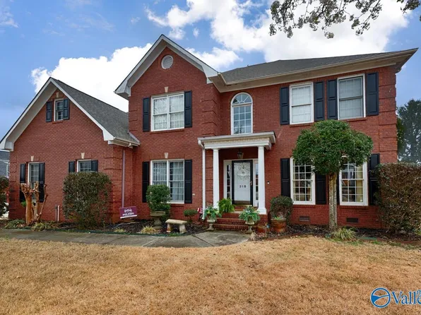 218 Lake Carmel Ct, Huntsville, AL 35811
