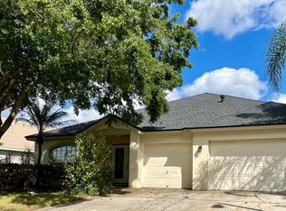 10511 Weybridge Dr, Tampa, FL 33626