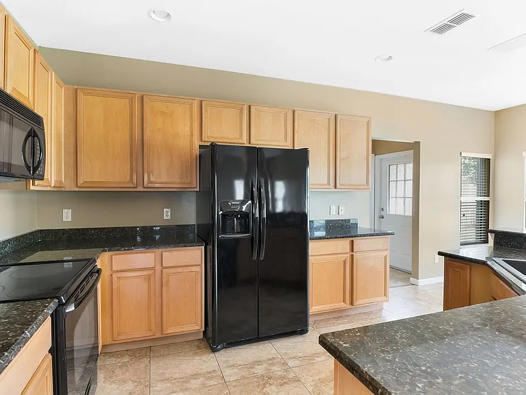 10706 Cypress Trail Dr — Photo 8
