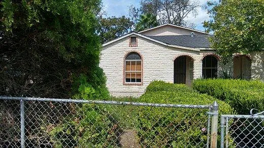 205 Monticello Ct