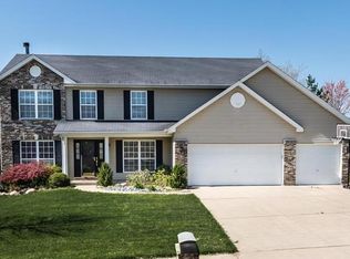 1 Cranbrooke Ct, Saint Peters, MO 63376