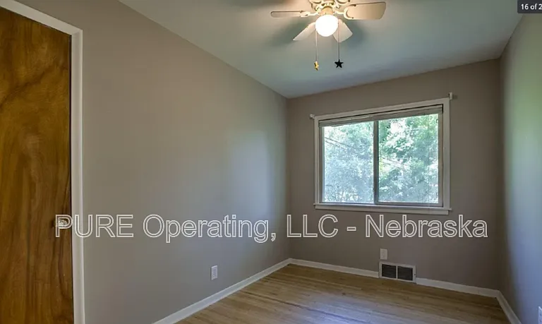 7764 Maywood St — Photo 16