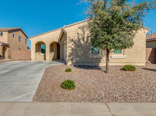 1050 W Deoni Trl, San Tan Valley, AZ 85143