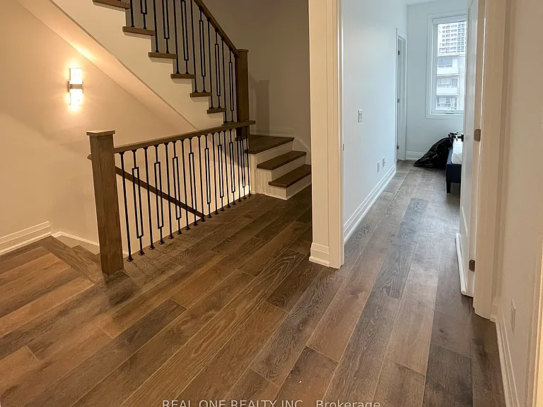 25 Dervock Cres #5 — Photo 20