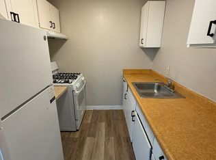 1130 Huron St #1, Toledo, OH 43604