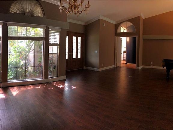 3rd image of 14127 Stonegate Dr