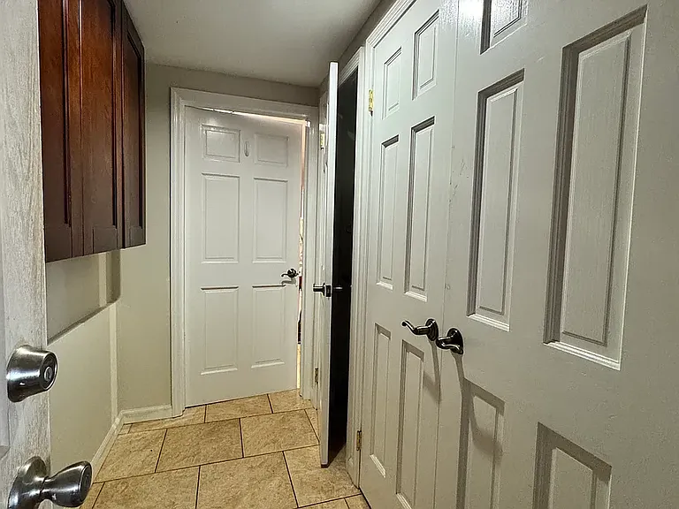 60 Hausman St #1 — Photo 21