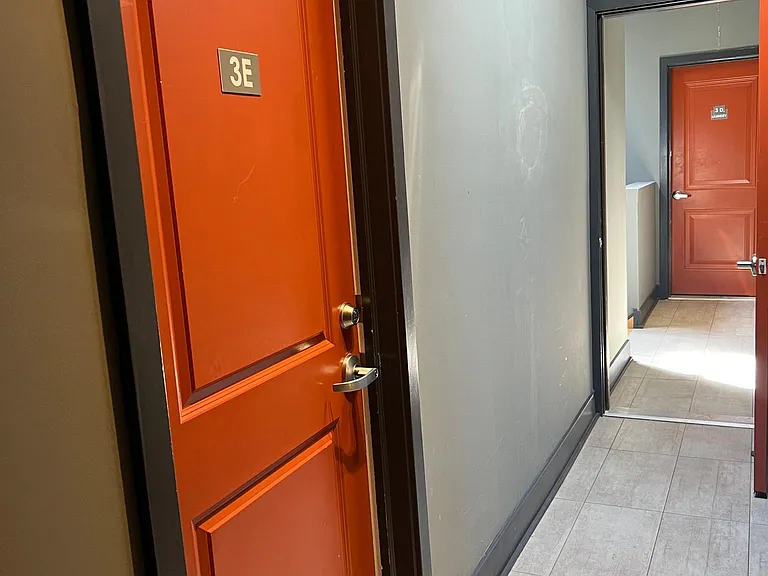 535 N Budd St #E3 — Photo 15