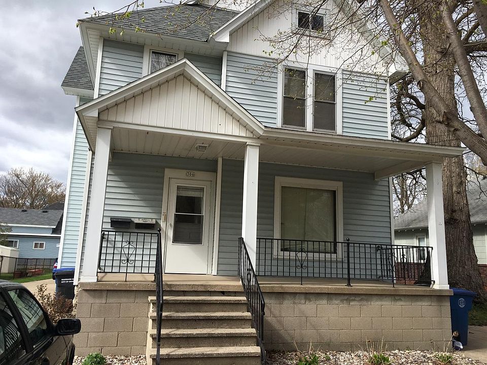 Front Left View