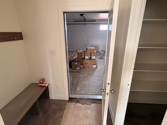 4th image of 364 N 4525th