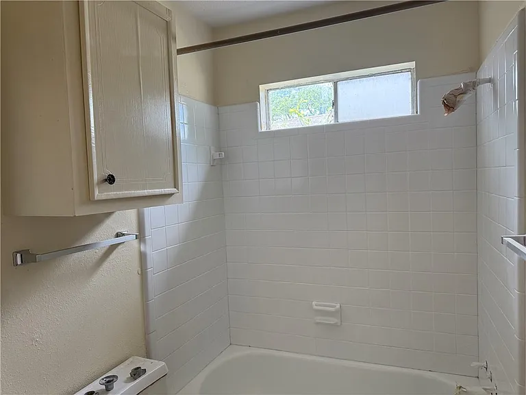 3526 Midwest Dr #B — Photo 7