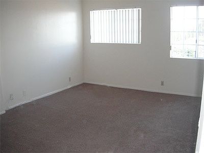 3rd image of 13700 Kornblum Ave APT 16