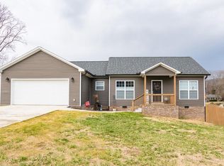 218 Phillips St, Cookeville, TN 38506