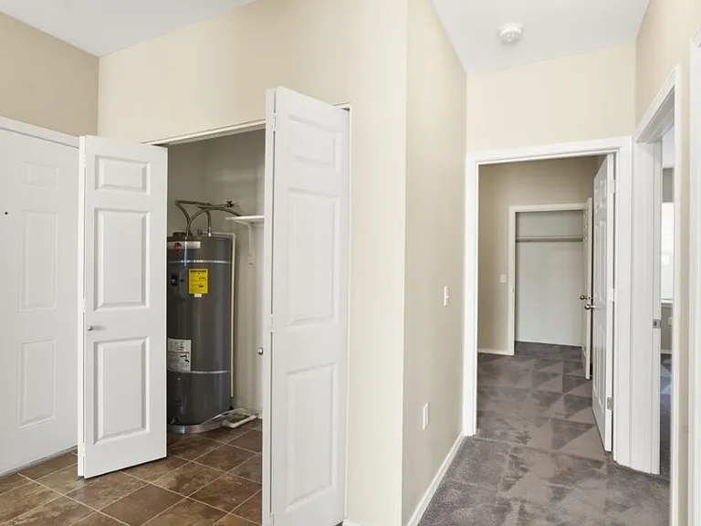 Baxter Ridge Apartments — Photo 51