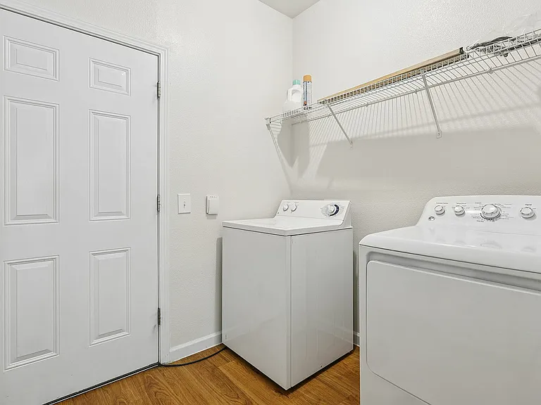 C1LG Laundry Room