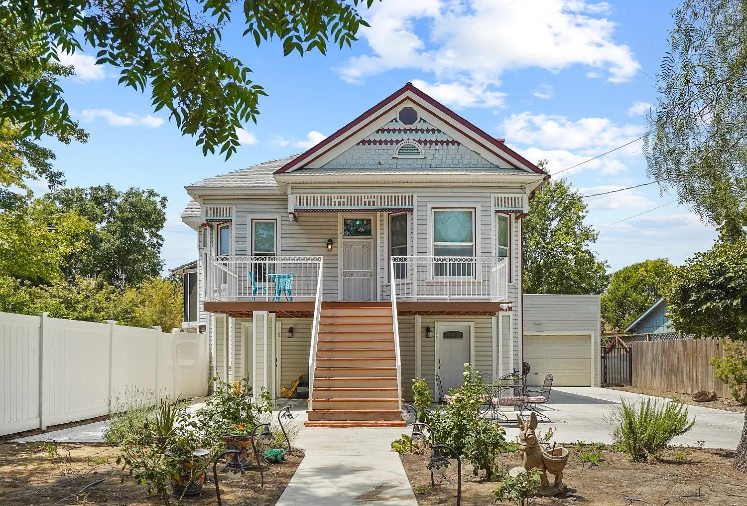 3154 53rd St photo 1