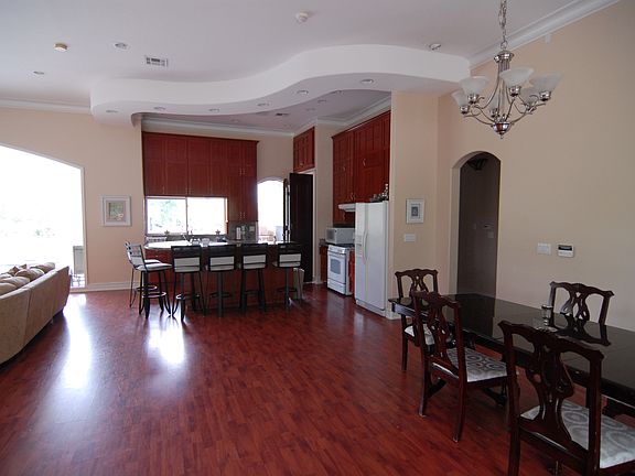 4th image of 10227 Altonbury Ln