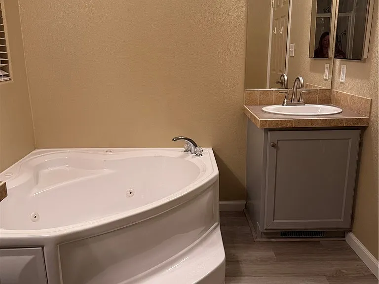 2205 W Acacia Ave #190 — Photo 12