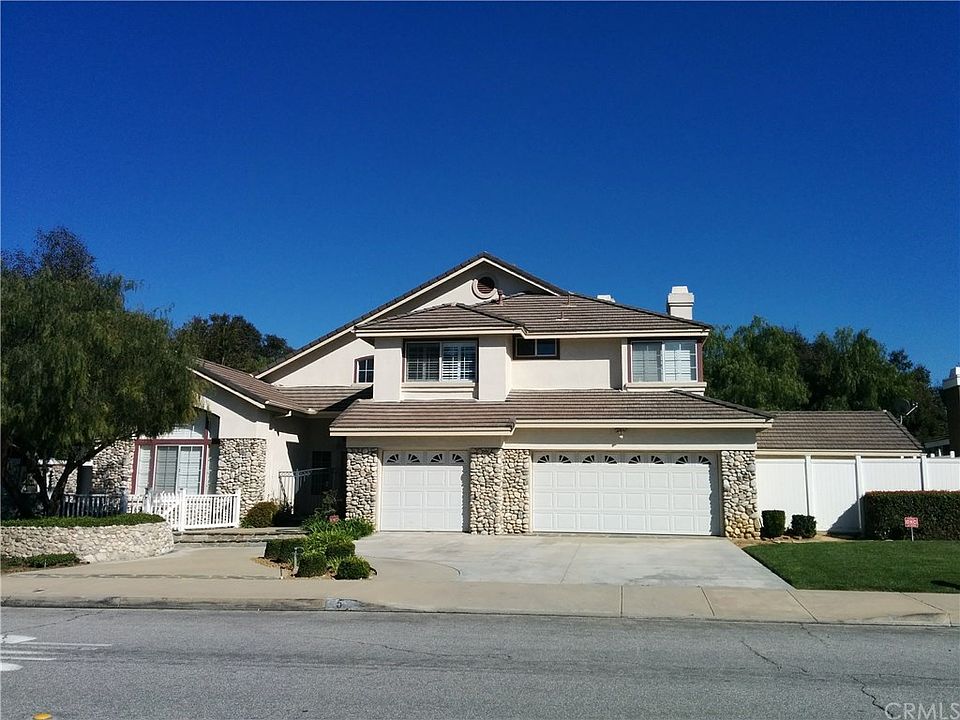 1st image of 5 La Sierra Dr