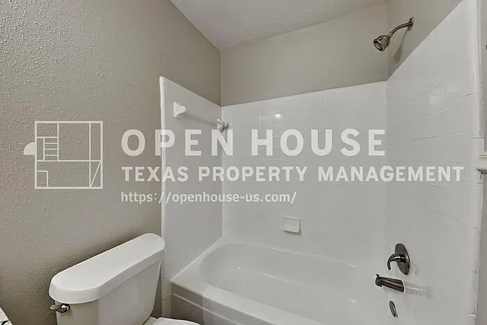 11910 Westwold Dr — Photo 17