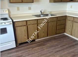 1119 12th St #1, Baraboo, WI 53913