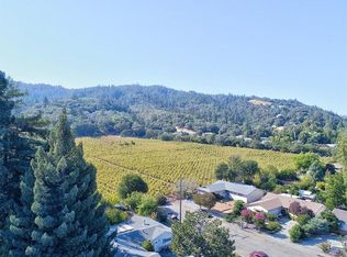 615 Antonio St #B, Cloverdale, CA 95425